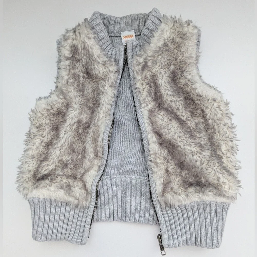 Gymboree Kids' (Size 5-6/Small) Furry Faux-Fur Full Zip-Up Vest